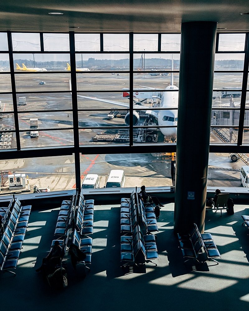 Airport waiting lobby representing a comfortable and convenient rental process
